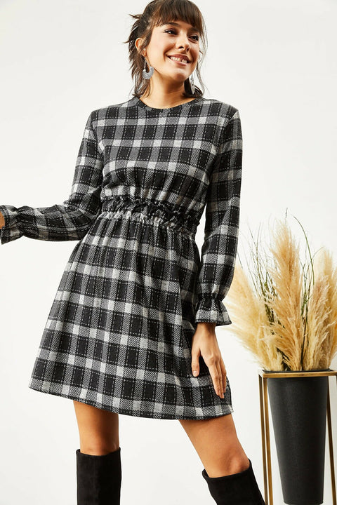 Olalook Women's Black White Waist And Cuff Detailed Cuffed Dress