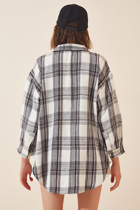 Happiness Ist. Women's Black White Plaid Oversize Stamped Shirt US00720