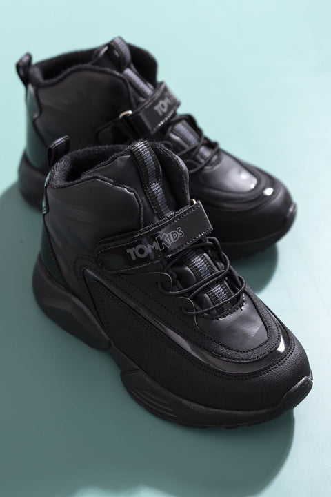 Tonny Black Kids Trekking Boots