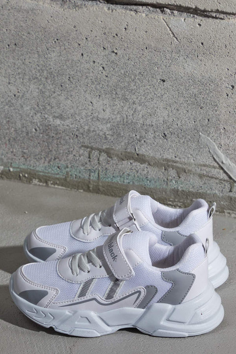 TonnyBlack White Silver Kids Sport Shoes