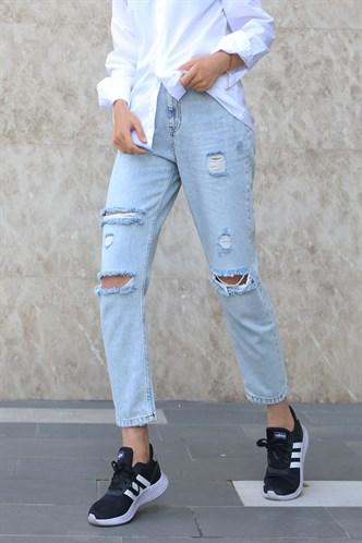 Madmext Women's Light Blue Ripped Mom Jeans MG1166