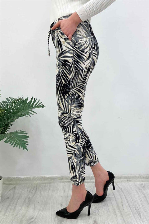 Madmext Women's Double Leg Patterned Carrot Black Trousers MG236