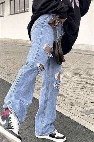 Madmext Women's Blue Ripped Straight Leg Jeans Mg1152