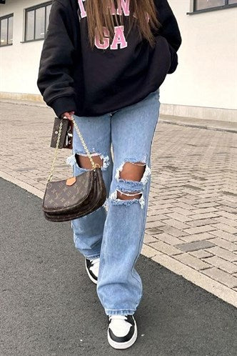 Madmext Women's Blue Ripped Straight Leg Jeans Mg1152