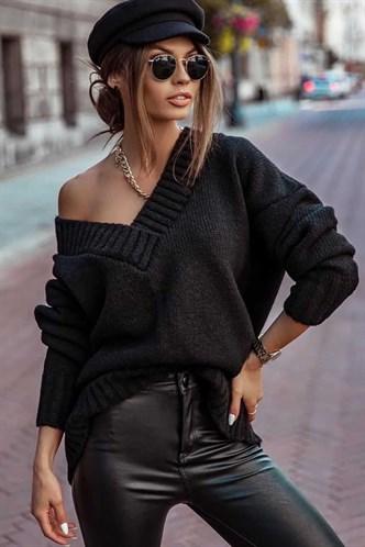 Madmext Mad Girls Black V-Neck Oversize Women's Sweater MG766