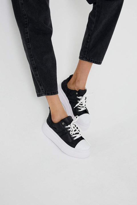 TonnyBlack Black and White Women's Sports Shoes TBZNP-1_295